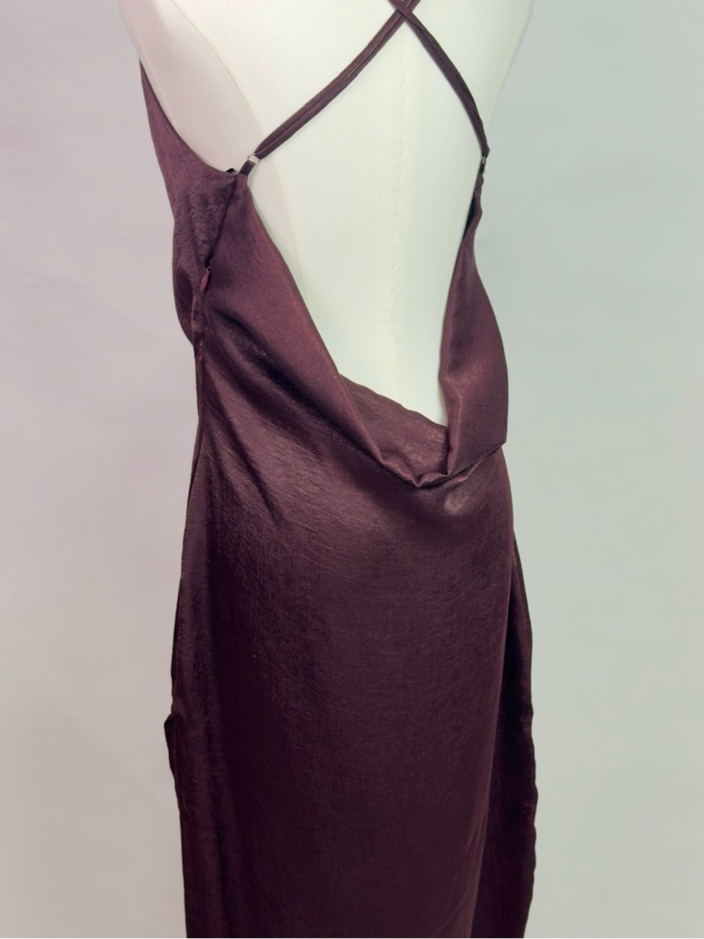 Lulu's date night slip dress | adjustable straps | Maroon burgundy plum | Large - Picture 3 of 10